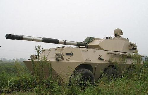 国产新型自行突击炮视频,火力全开，战力升级