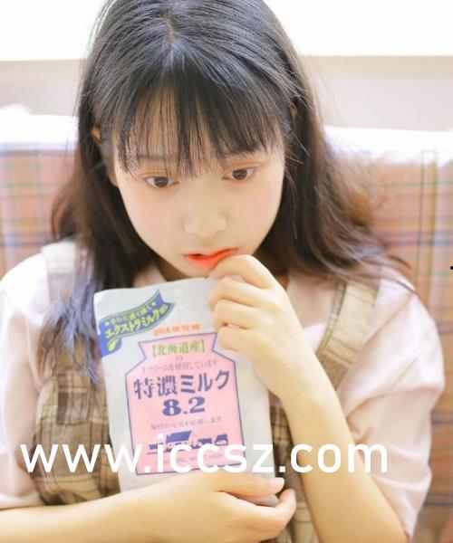 成人国产社区视频在线,真实生活场景下的情感与欲望