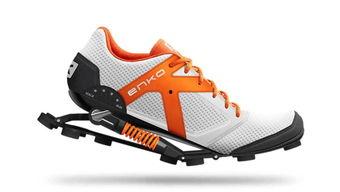 国产跑步鞋广告语录视频